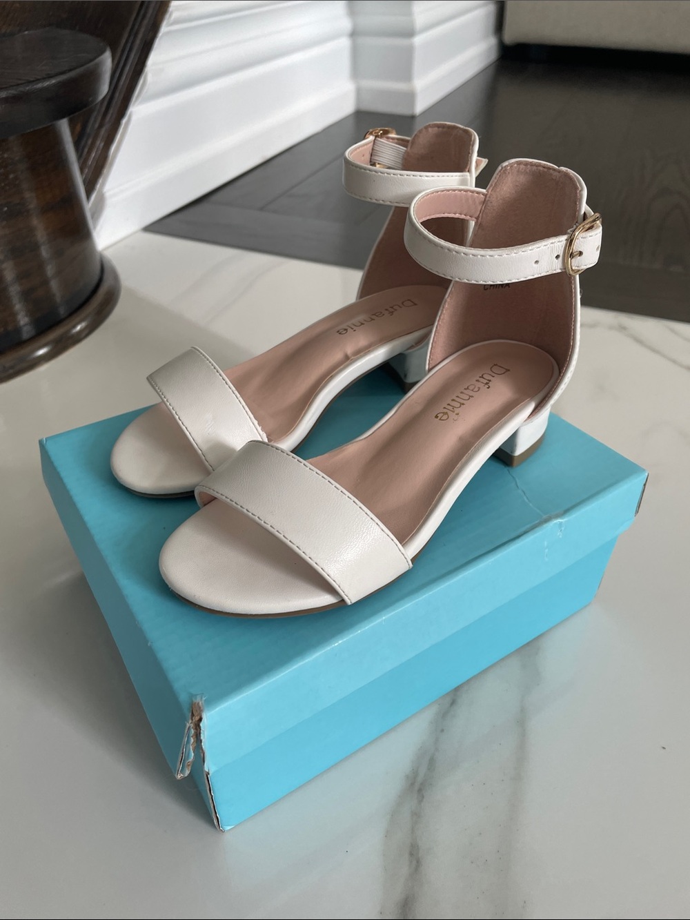 10T White Open-Toe Ankle-Strap Block Heel Sandals